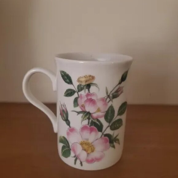 Crown Trent China Limited Fine Bone China Wild Rose Mug 8 oz. - Picture 2 of 4